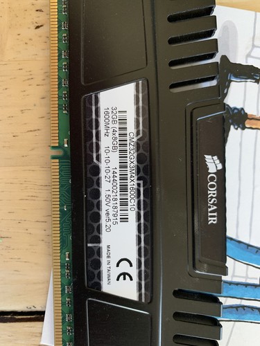 ASUS P8H77-M CSM, INTEL i7-3770K, 32GB Corsair Vengeance RAM