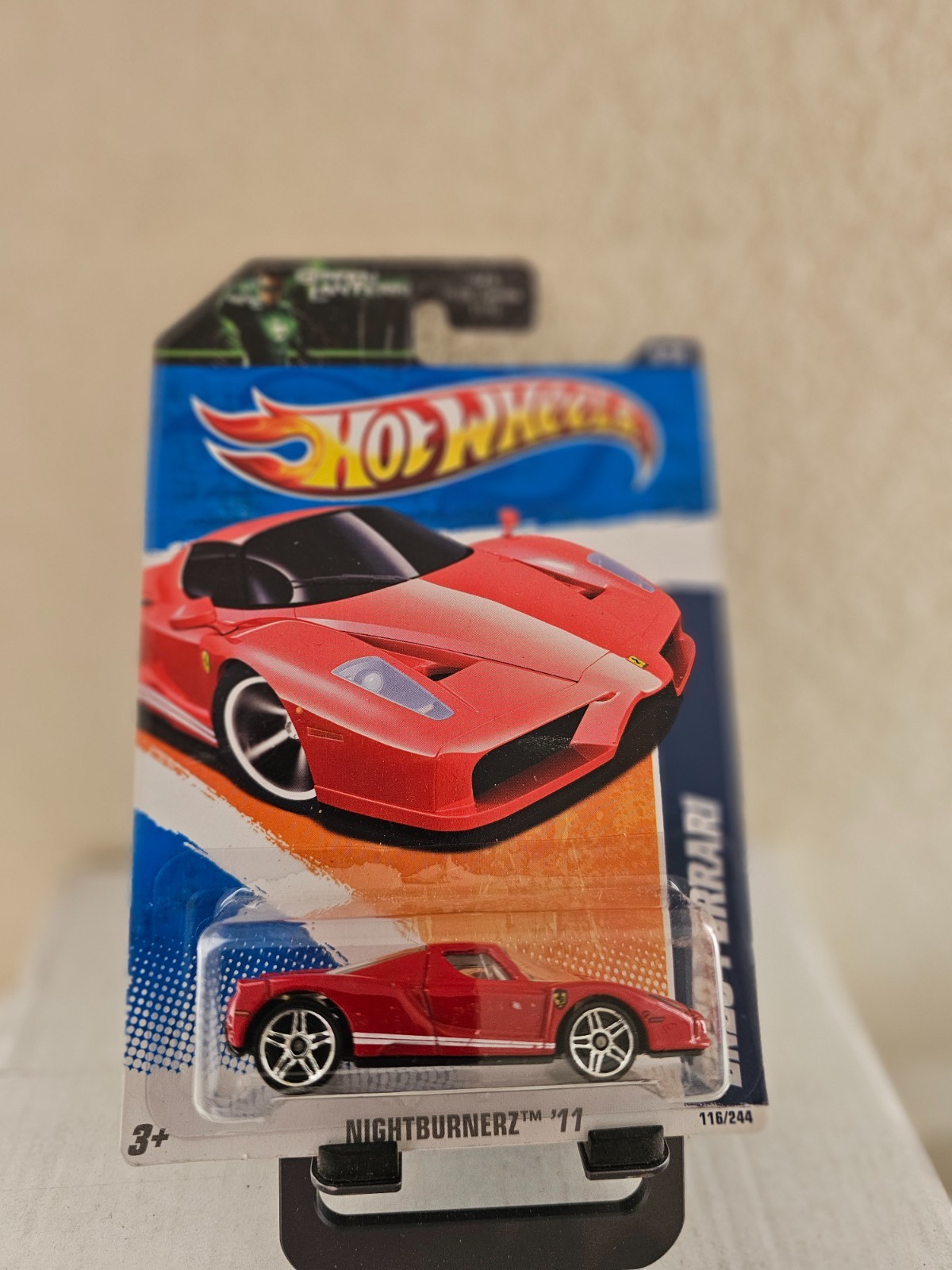 Hot Wheels Enzo Ferrari 2011 Nightburnerz Green Lantern E7