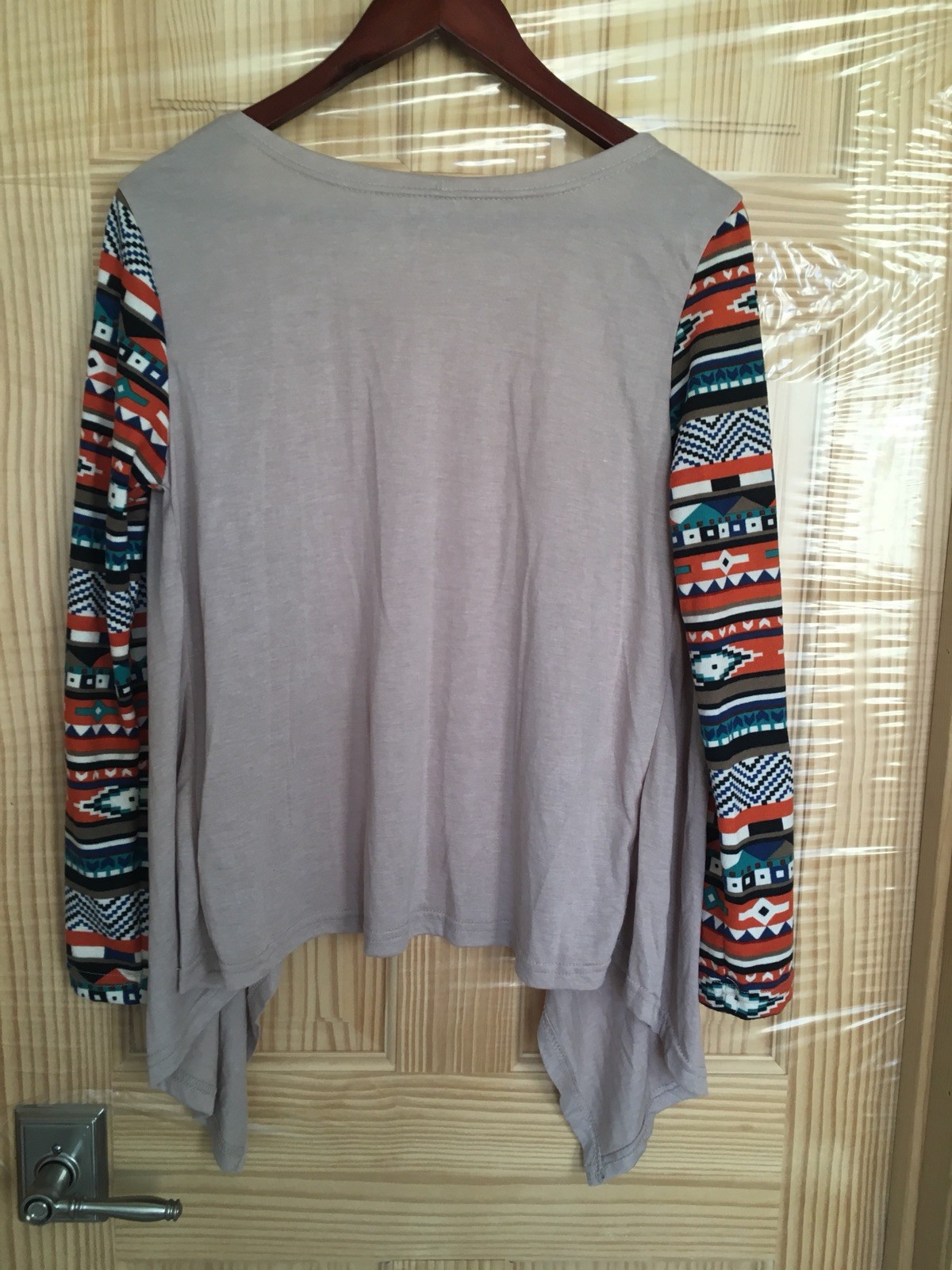 Women’s Earth Color Beige Cardigan Sweater Size M Cotton Blend Western Style