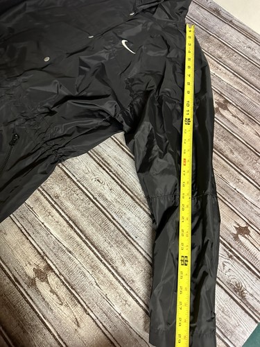 Vintage Nike Women&rsquo;s Size Medium Rain Coat Windbreaker Black Logo Button Jacket