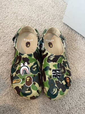 A BATHING APE®︎ × Crocs Clog Abc Camo Green 209627-212 A BATHING APE®︎ × Crocs Clog Abc Camo Green 209627-212
