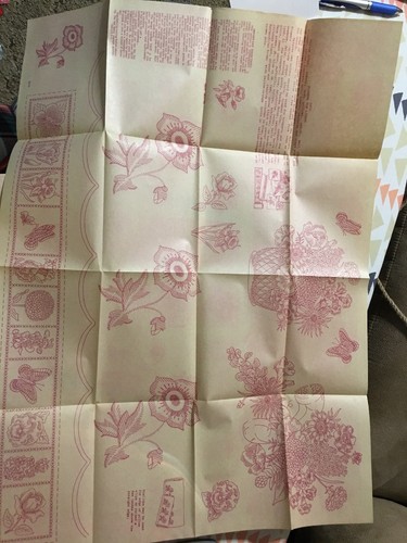 Aunt Marthas Hot Iron Transfers 3670 Beautifully Detailed Flowers For Crafts