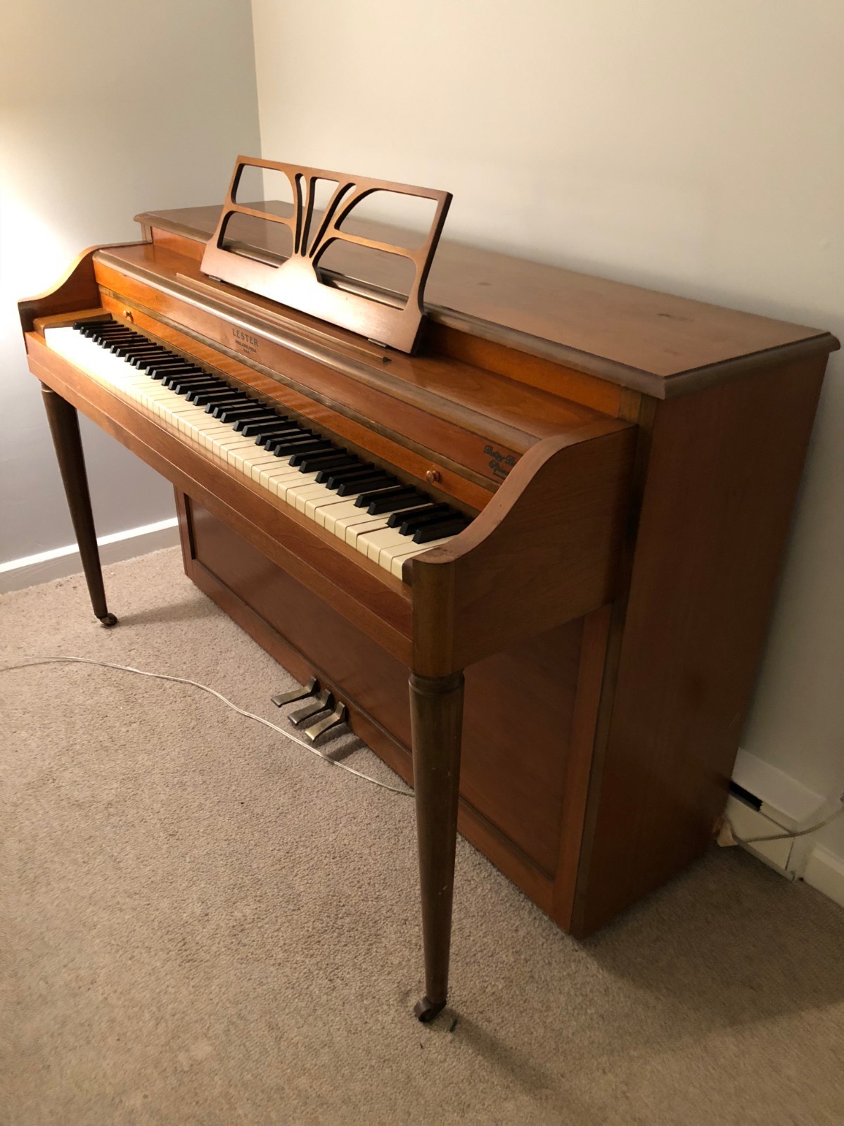 Used Lester Betsy Ross Spinet Piano without bench