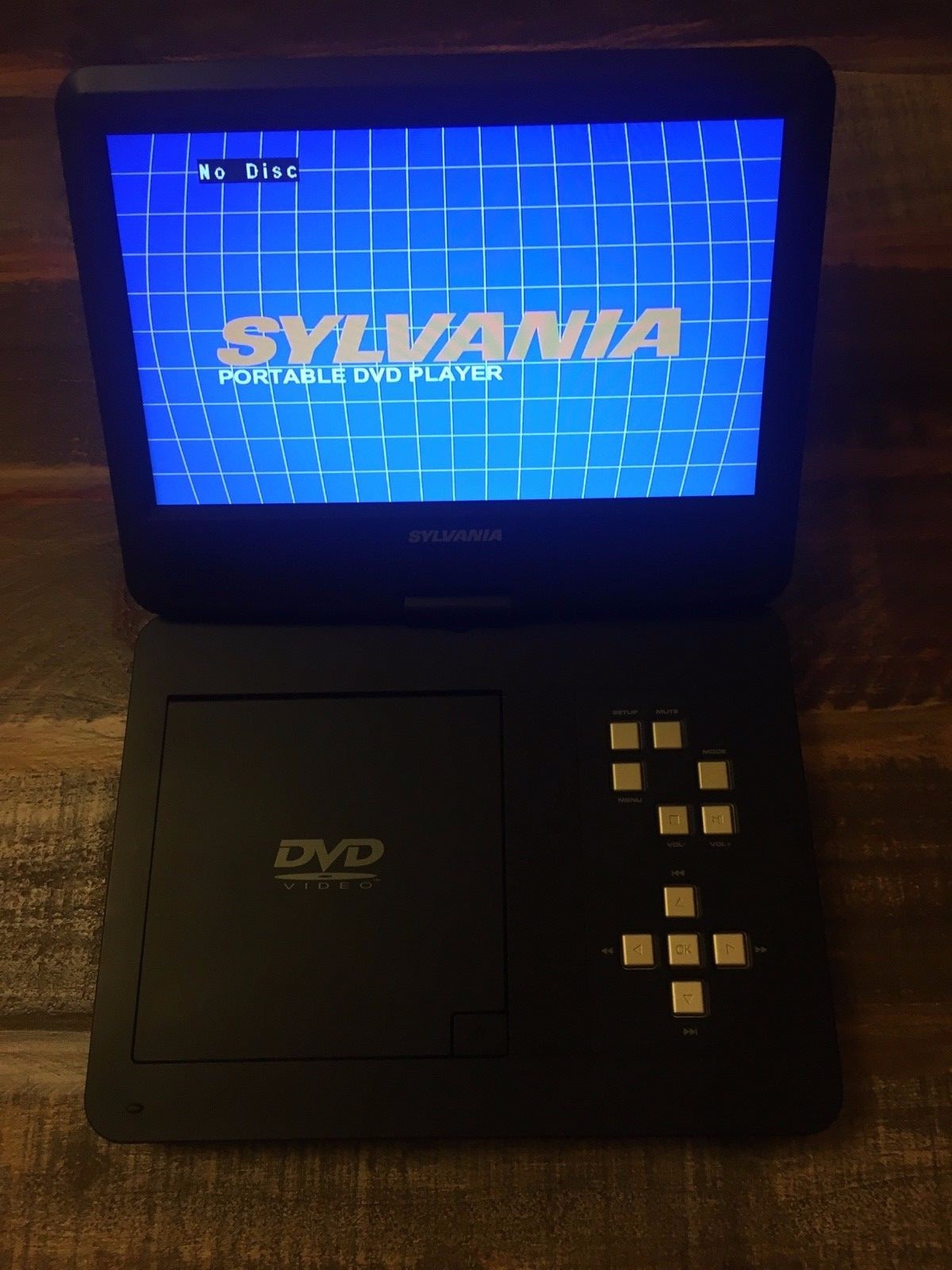 Sylvania SDVD1030 Portable DVD Player (10