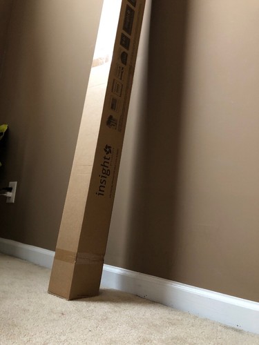 Insight Self Lock Projector Screen GREAT FOR HOME THEATRE’S !!!