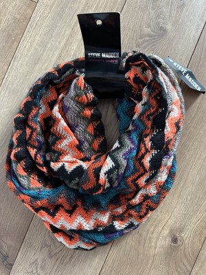 NWT STEVE MADDEN INFINITY CHEVRON  STRIPE ORANGE Multi Color SCARF