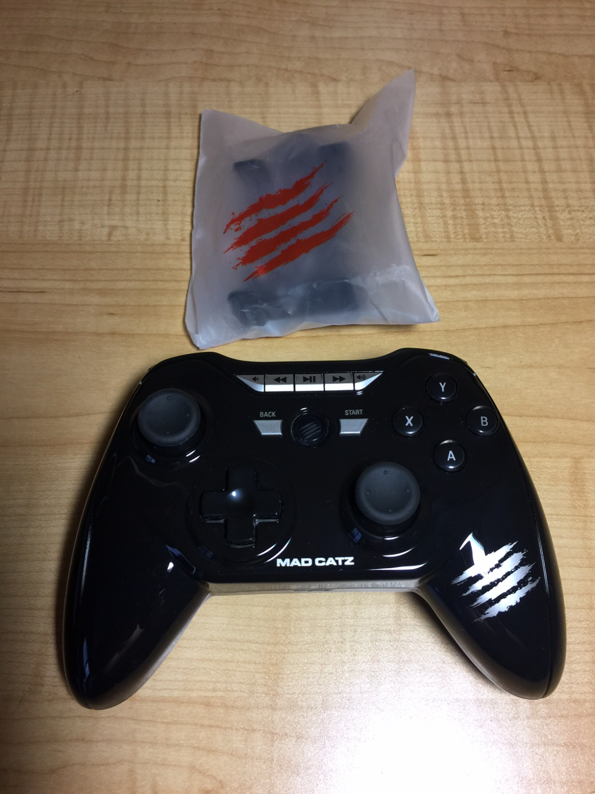 Mad Catz C.T.R.L.R Wireless Bluetooth Gaming Controller Android Samsung Fire TV