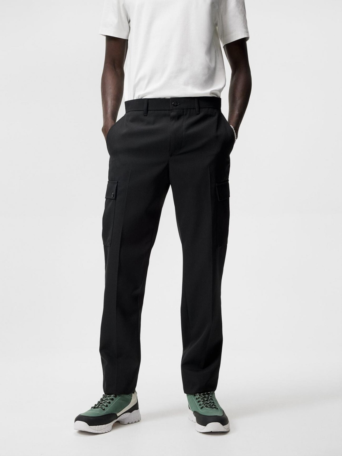 J. Lindeberg Fiji Mens Black 30 x 31 Cargo Pants NEW NWT