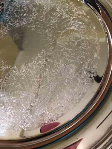 Oneida Silversmiths 18” Handled Etched Tray Platter Silverplated
