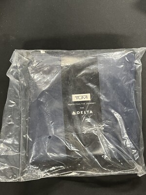 DELTA ONE TUMI  Traveling Soft Case Amenity Kit NEW Sealed
