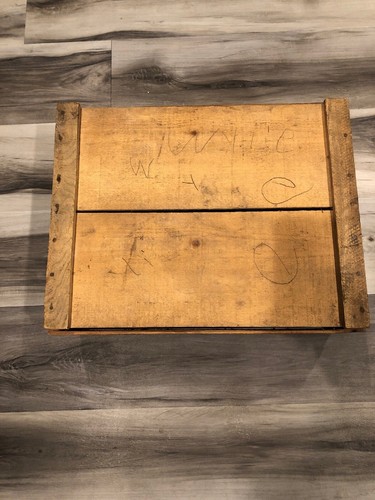 Vintage Earl Fruit Company wooden crate San Francisco C.A. HI-Color Grapes