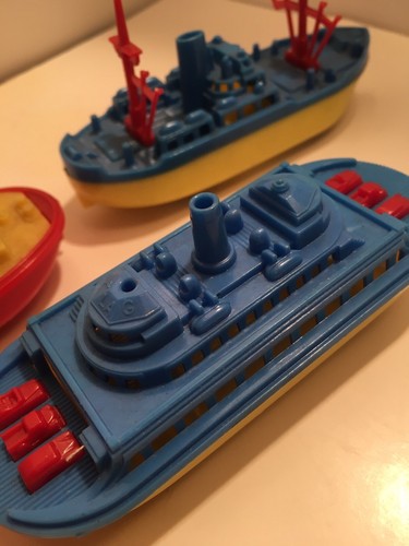 1950's RENWAL HARD PLASTIC SHIPS BOATS for PANAMA CANAL PLAY SET WHOLESALE LOT