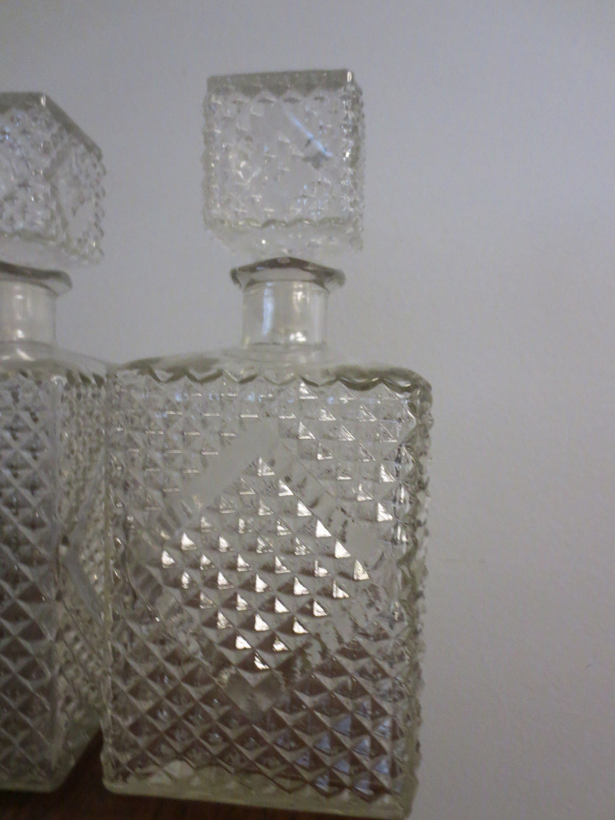 2 VINTAGE MCM MID CENTURY GLASS BAR LIQUOR DECANTERS