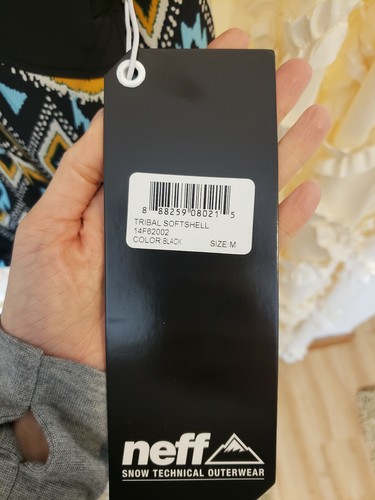 NWT Neff Men's Tribal Softshell Snowboarding Coat Jacket Size Medium Black