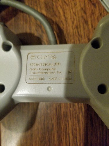 2 Playstation one,Ps1,Psone standard Controllers {SCPH-1080}  (GRAY) FREE SHIP