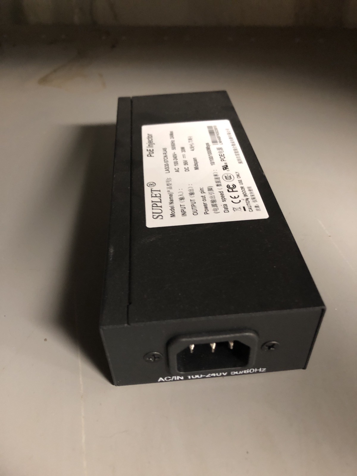 Suplet LAS30-57CN-RJ45 PoE Injector 56V 30w Output 120V Input 10/100/100 Mbps