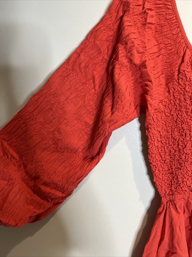 

Комбинезон Free People Brandi с присборенными воздушными шарами, длинными рукавами и открытой спиной, комбинезон, Guava berry