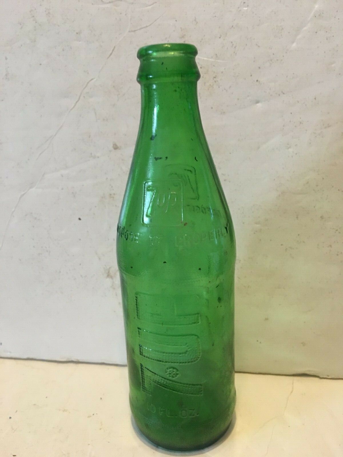 Vintage Embossed 7UP Bottle Green 10 Oz. No Return No