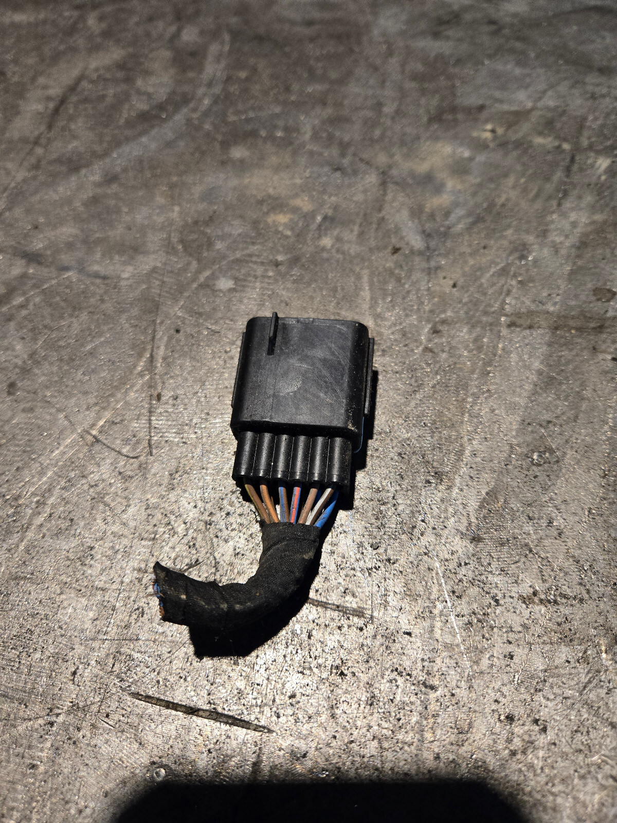 PIGTAIL 68293804AF 48852040F 3.0L ECO DIESEL ENGINE HARNESS PIGTAIL - Picture 4 of 4