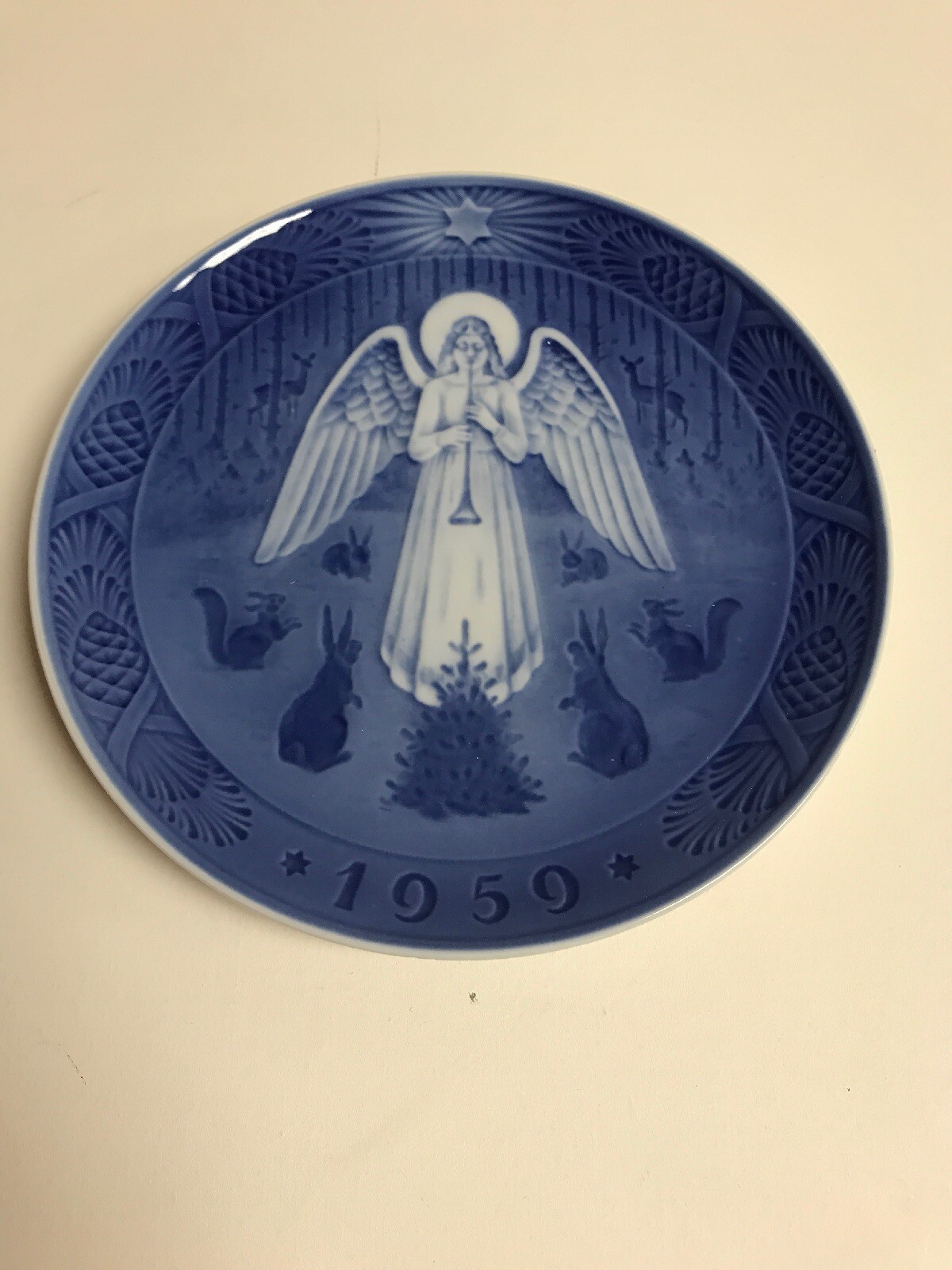 Royal Copenhagen Christmas plate, 1959, Julen At Christmas Night Used