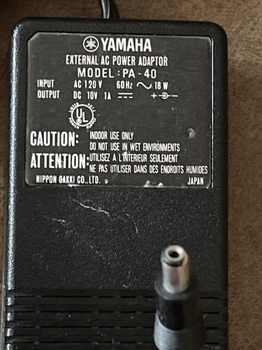Original Yamaha External Power Adapter  PA-40 AC/DC 10V 1A 60Hz 18W