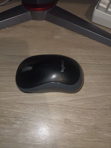Logitech M510 (‎910-006030) Wireless Mouse