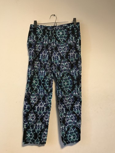 Bar 3, Blue W/pattern Size 8, 30”w X 26”i, Slash Front Pockets