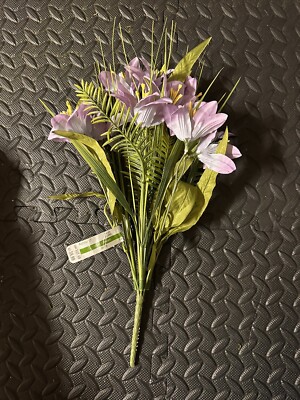 Ashland Floral Bouquet Summer Bush Leaves LILY New