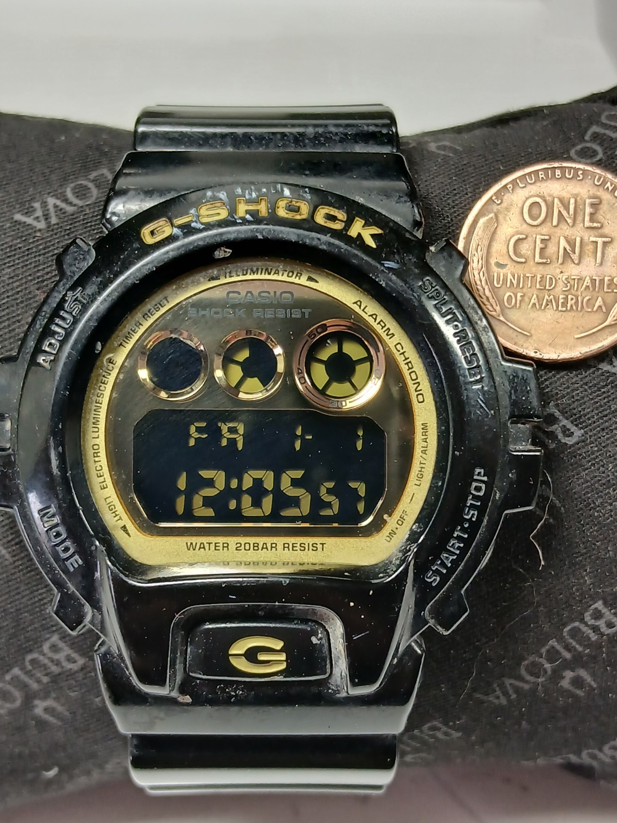 Casio G-Shock 3230 DW-6900BR Black Gold Mirror Dial Digital Sport