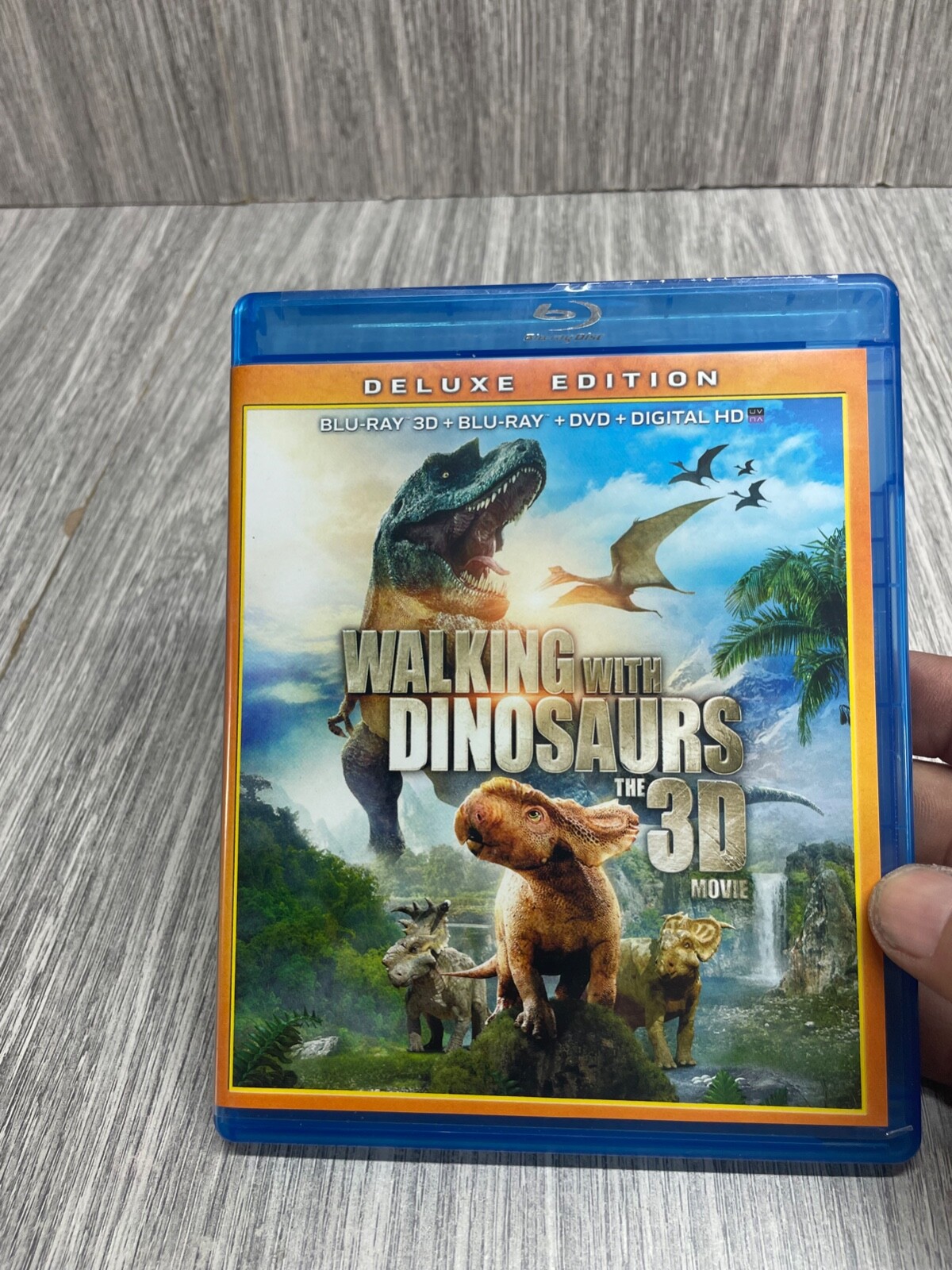 Walking With Dinosaurs (Blu-ray/DVD, 2014, 2-Disc