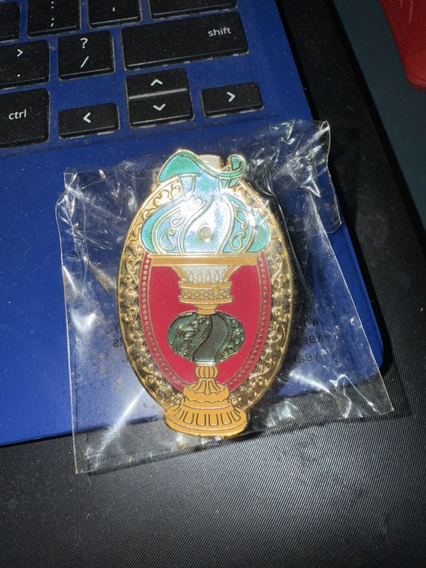 Golden 50th Anniversary Tour Walt’s Apartment Lamp Disney Pin
