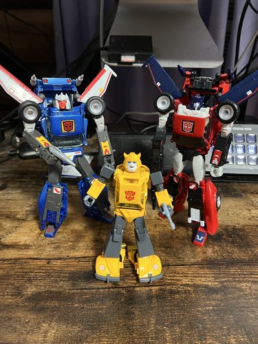 Transformers Masterpiece MP45 Cybertron Espionage Autobot