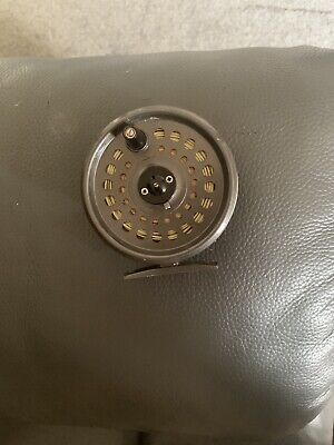 Intrepid Rimfly Trout Fly Reel 3½“ Regular with Line. Vintage