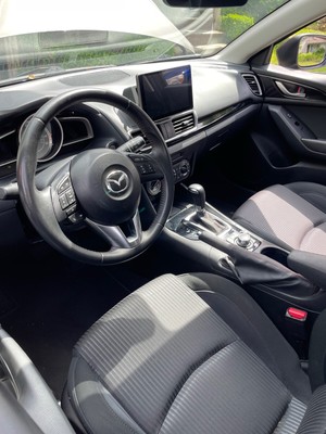 image 4 of interior
