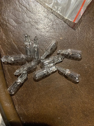 CEC Industries #74 Bulbs, 14 V, 1.4 W, W2.1x4.9d Base, T-1.75 shape Box of 10