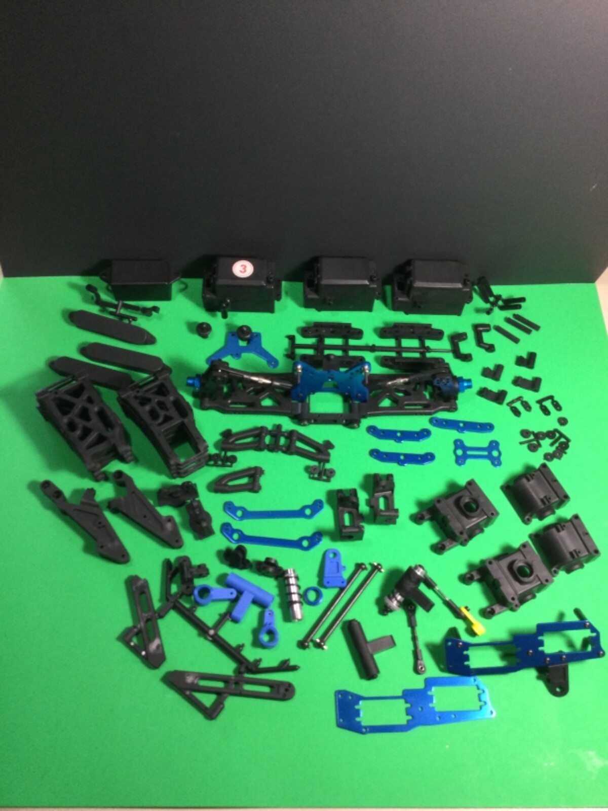 Vintage OFNA 1/8 scale 9.5 C Hub Buggy Giant Parts Lot all NEW