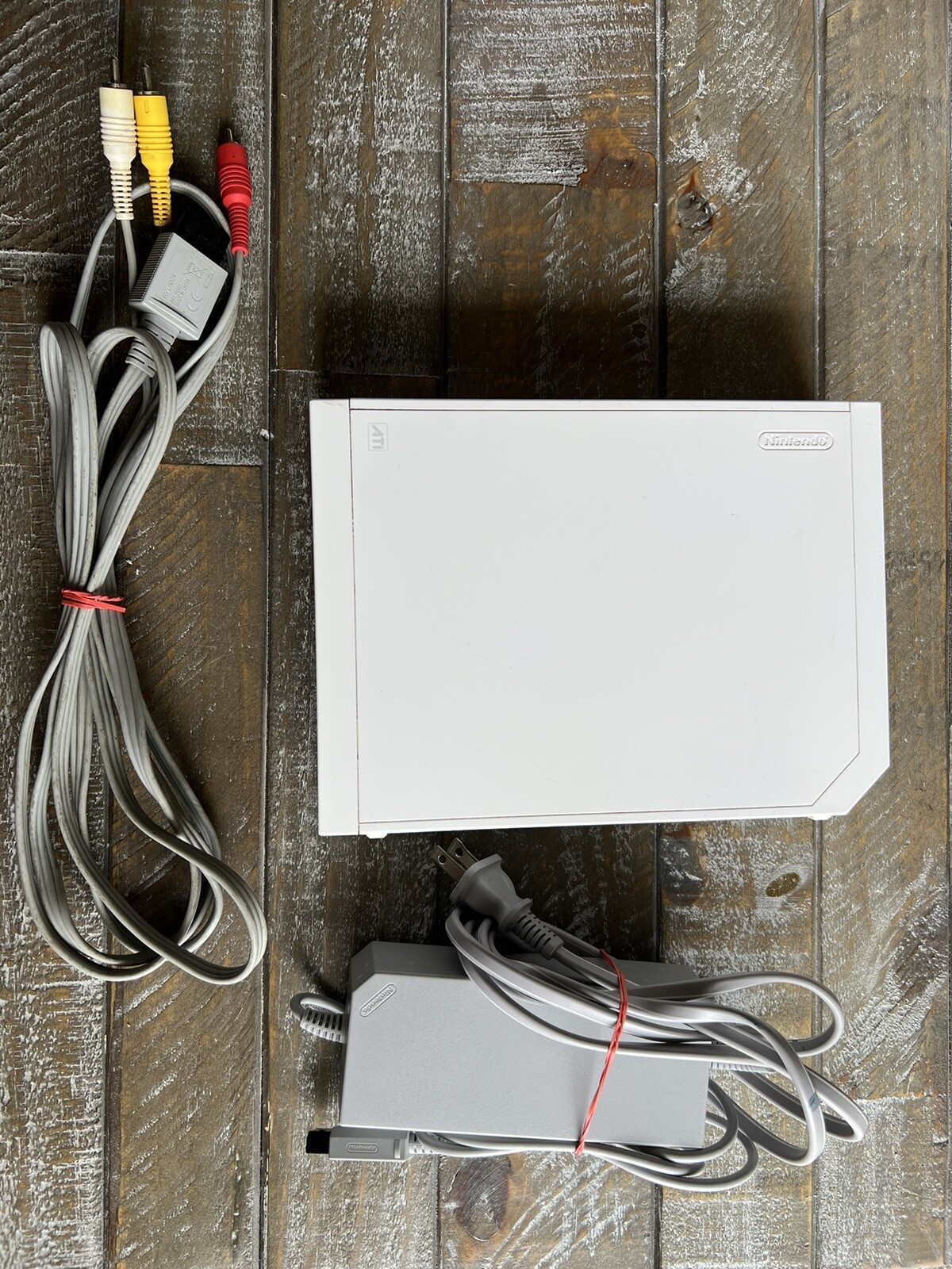 Nintendo Wii Console Bundle with Games & 3rd Party NES Nintendo Wii Console Bundle with Games & 3rd Party NES