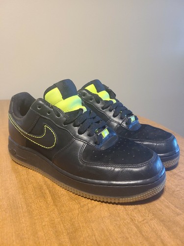 靴 NIKE AIR FORCE 1 BLACK YELLOW Nike AF-1 82 Air Force 1 '07 Varsity Maize Yellow Black