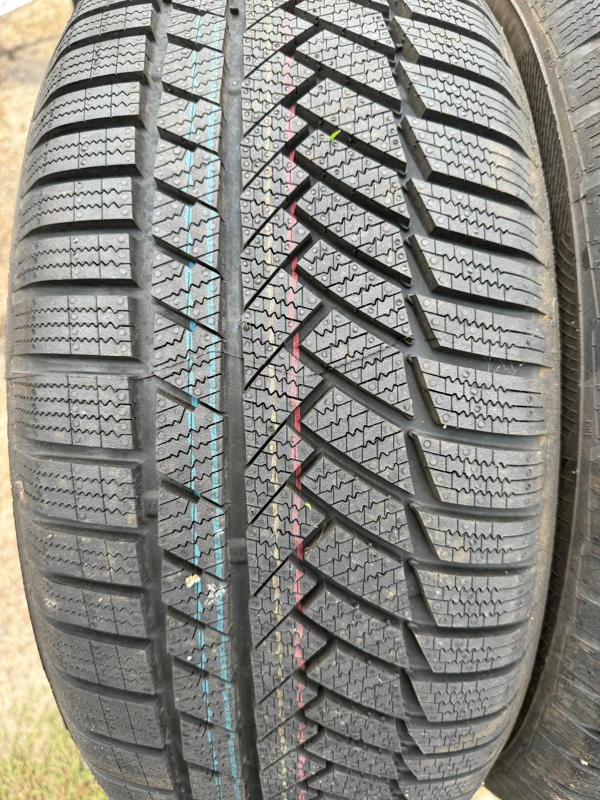 New 255 55 18 Continental, Winter, XL, M+S, 105T, x1 Tyre (F1_tyres) YD138