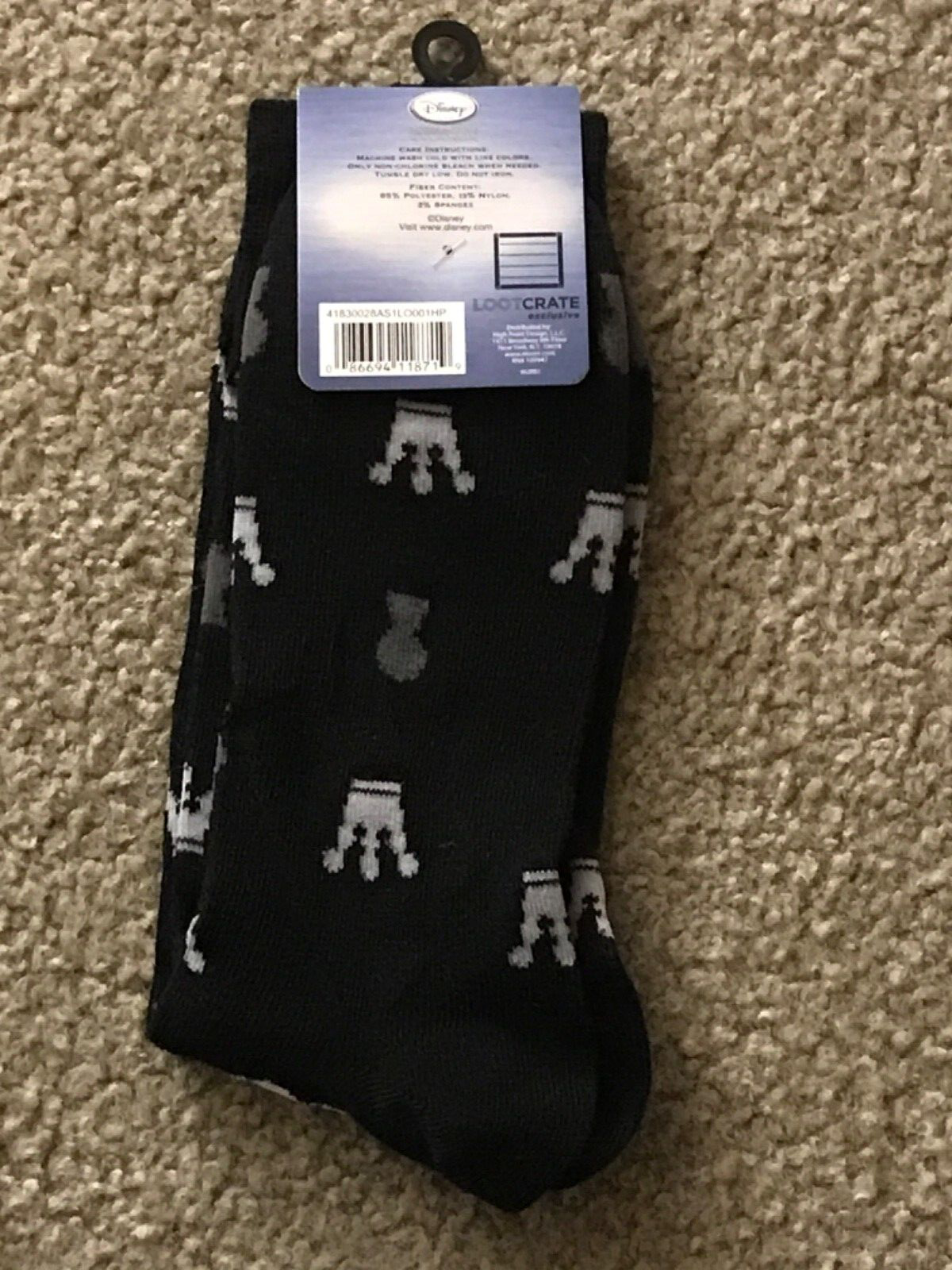 New Disney Kingdom Hearts Crew Socks Adult Size 10-13  red, gray, white,  black