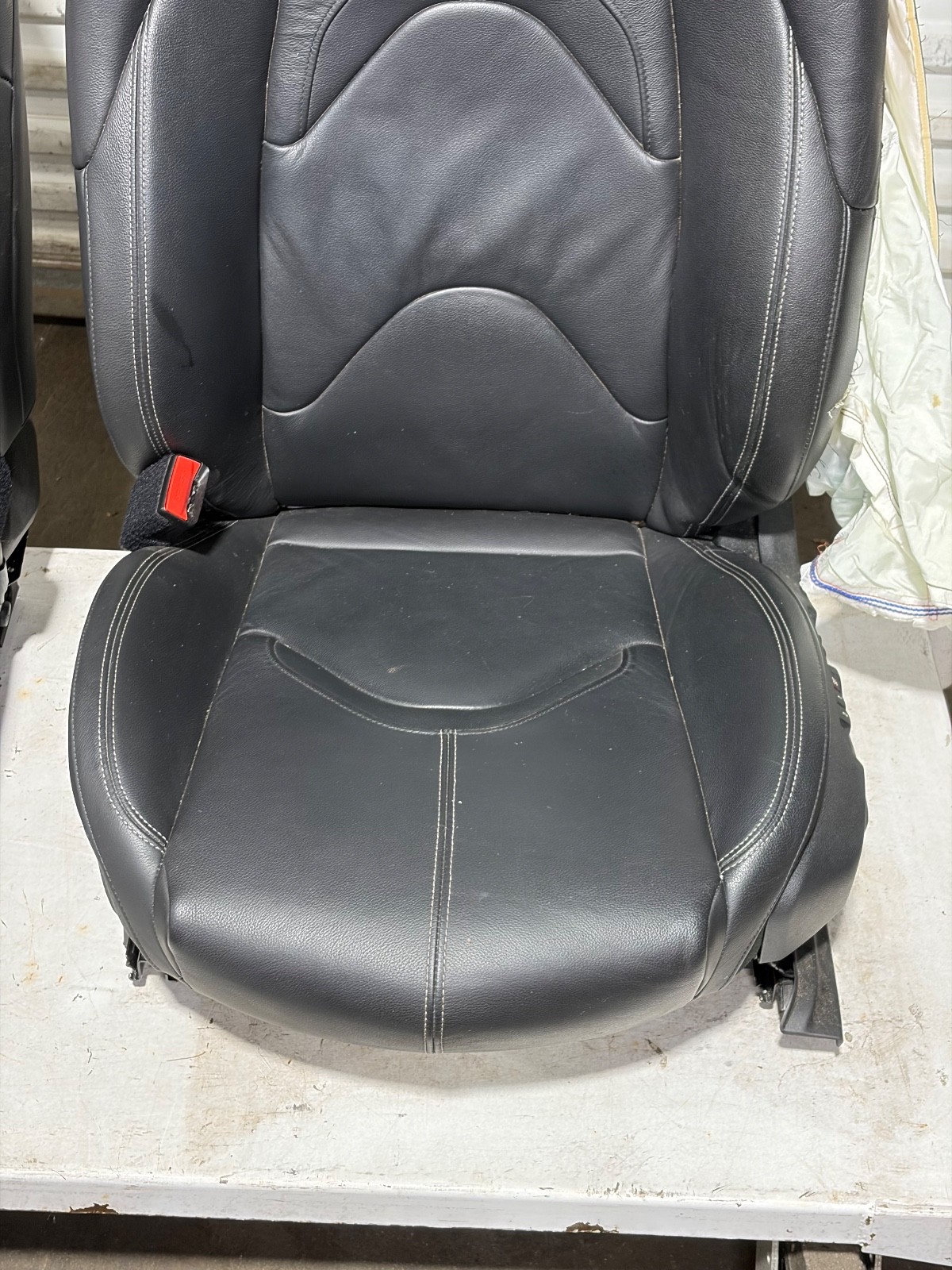 20-24 Toyota Supra Seat Pair Left Right Black Leather OEM **BLOWN** - Picture 5 of 14