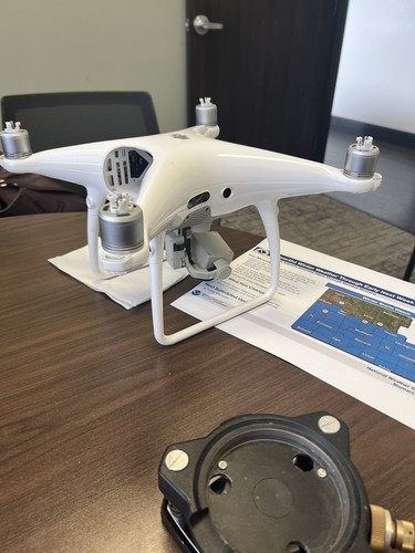 DJI Phantom 4 Pro V2.0 4K Camera Drone - White WM331S Bundle