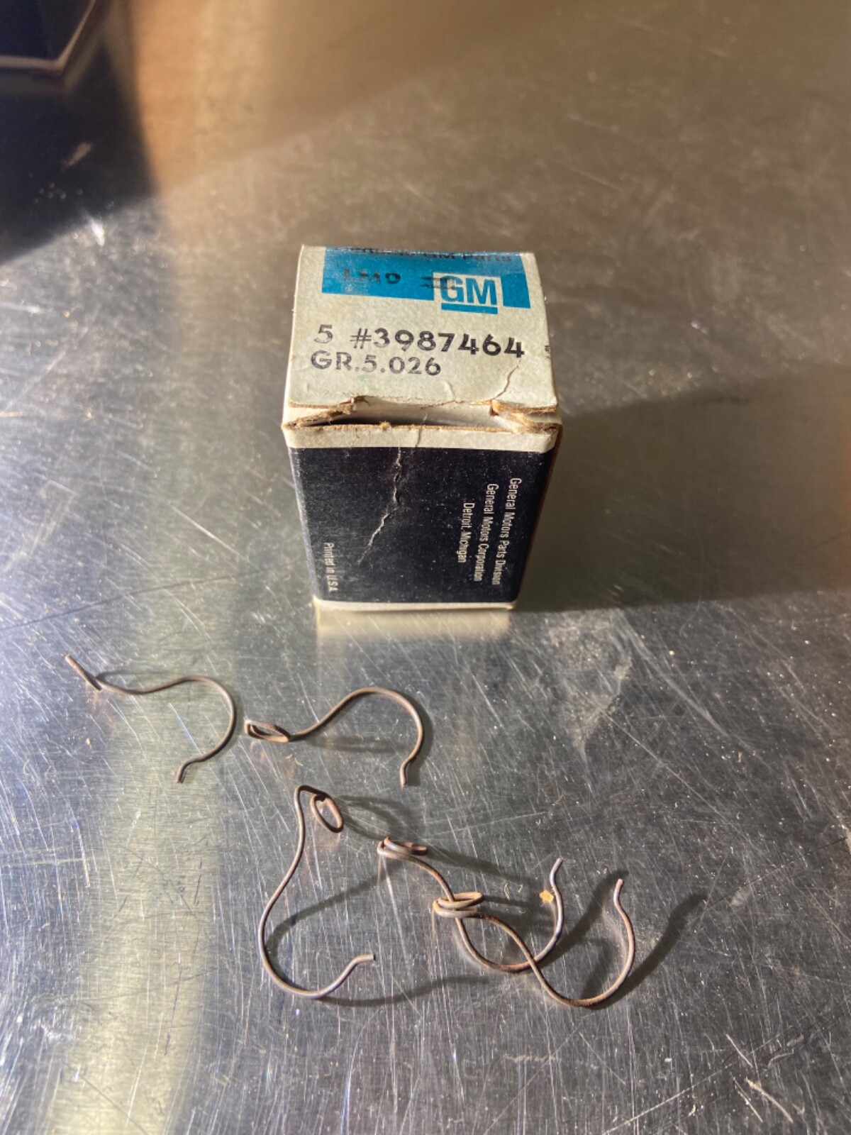 5) GM NOS REAR BRAKE SHOE ADJUSTING SCREW SPRING GM