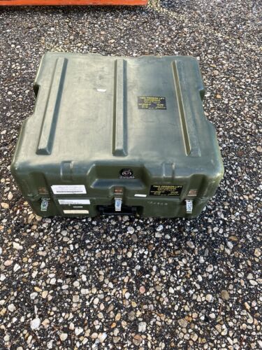 Pelican Hardigg Military Transport Case- 25 x 24 x 12.5 Ext Pelican Hardigg Military Transport Case- 25 x 24 x 12.5 Ext