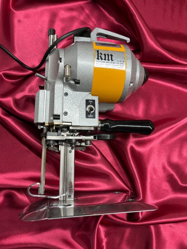 km brand Cloth Cutting Machine Model KS-EU - Excellent Condition - All Working