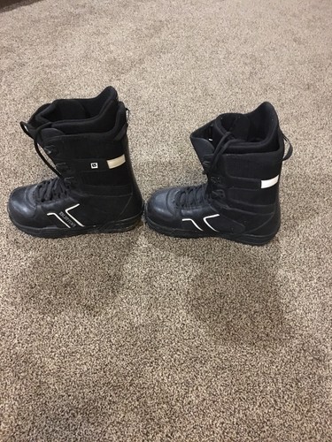 burton invader snowboard boots