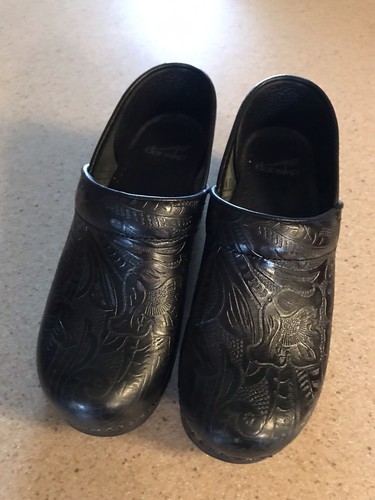 Dansko Professional Black Tooled 38