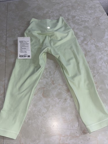 lululemon Aling Pant crop 17インチ lululemon Aling Pant crop 17インチ Lululemon Align High-Rise