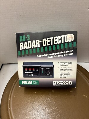 Maxon RD-3 Superheterodyne Radar Detector nos movie prop a044