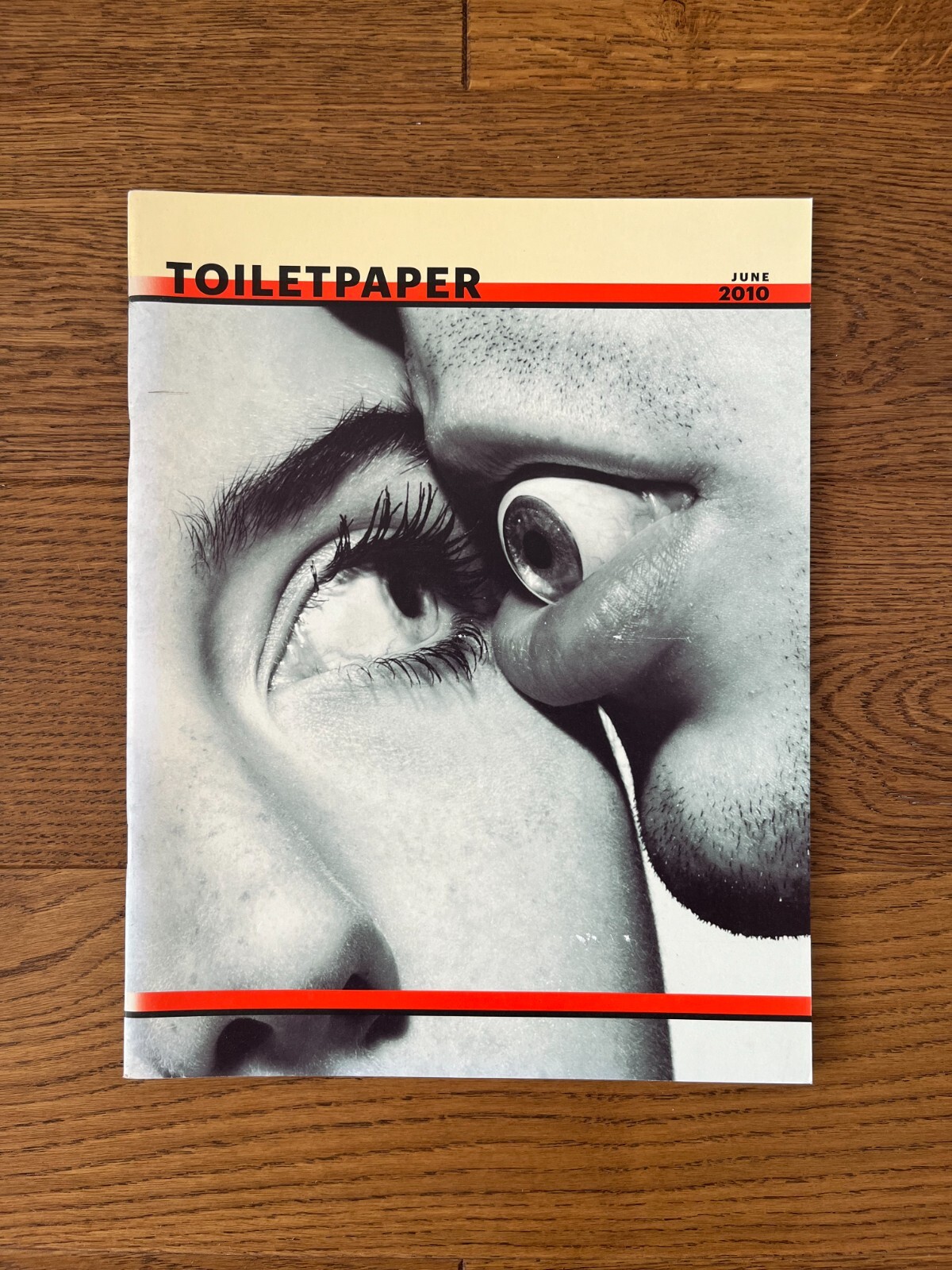 TOILETPAPER MAGAZINE #1 - 2010 Maurizio Cattelan and